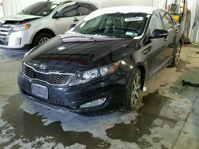 5XXGR4A65CG088531 - 2012 KIA OPTIMA SX BLACK photo 2