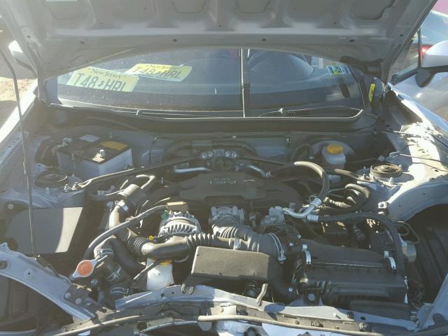 JF1ZNAA14E8700270 - 2014 TOYOTA SCION FR-S 银色 照片 7