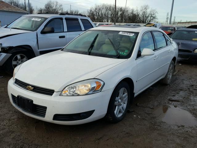 2G1WU581269295103 - 2006 CHEVROLET IMPALA LTZ WHITE photo 2