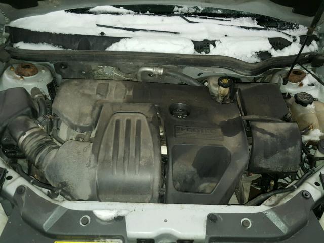 1G1AK58F287313812 - 2008 CHEVROLET COBALT LS SILVER photo 7