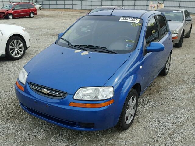 KL1TD66698B124310 - 2008 CHEVROLET AVEO BASE BLUE photo 2