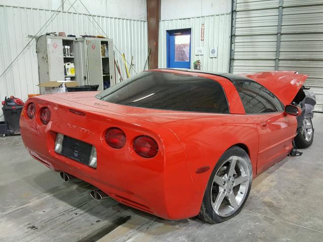 1G1YY22G3V5109556 - 1997 CHEVROLET CORVETTE RED photo 4