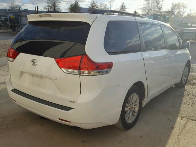 5TDYK3DC5BS151435 - 2011 TOYOTA SIENNA XLE WHITE photo 4