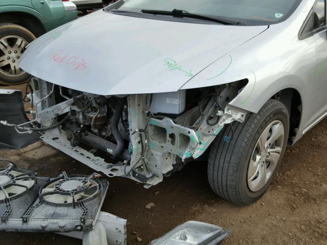 19XFB2F59DE096405 - 2013 HONDA CIVIC LX SILVER photo 9