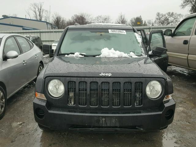 1J8FF28W48D557696 - 2008 JEEP PATRIOT SP BLACK photo 9