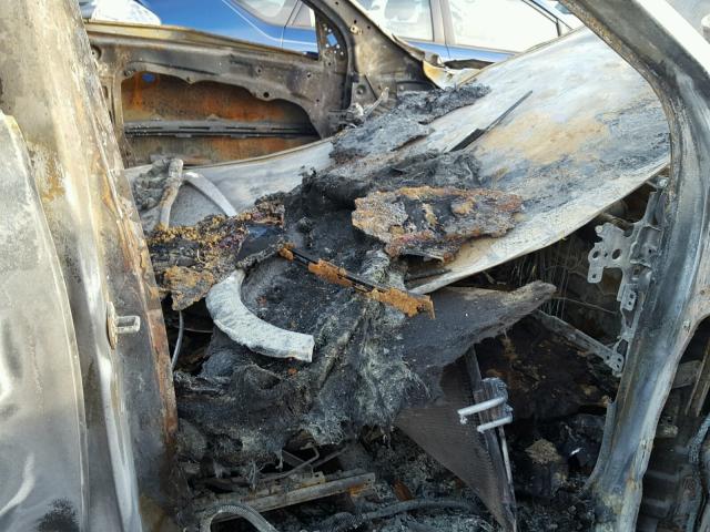 5XYPGDA30HG269406 - 2017 KIA SORENTO LX BURN photo 5