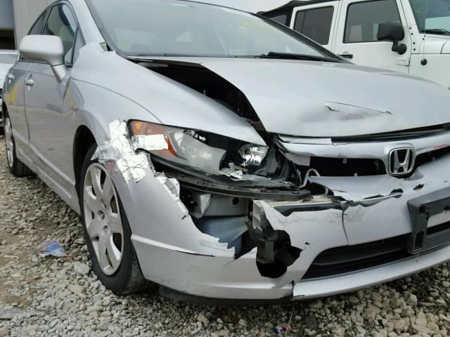 2HGFA16527H311419 - 2007 HONDA CIVIC LX SILVER photo 9