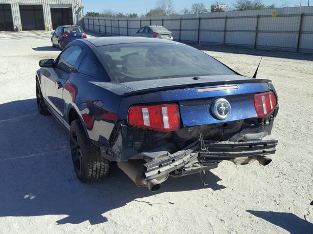 1ZVBP8AM3B5120494 - 2011 FORD MUSTANG BLUE photo 3