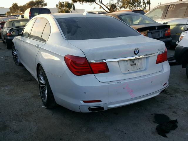 WBAKB83559CY59716 - 2009 BMW 750 LI WHITE photo 3