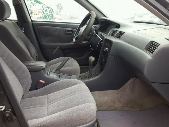 4T1BF22KXYU944129 - 2000 TOYOTA CAMRY LE 石墨色 照片 5