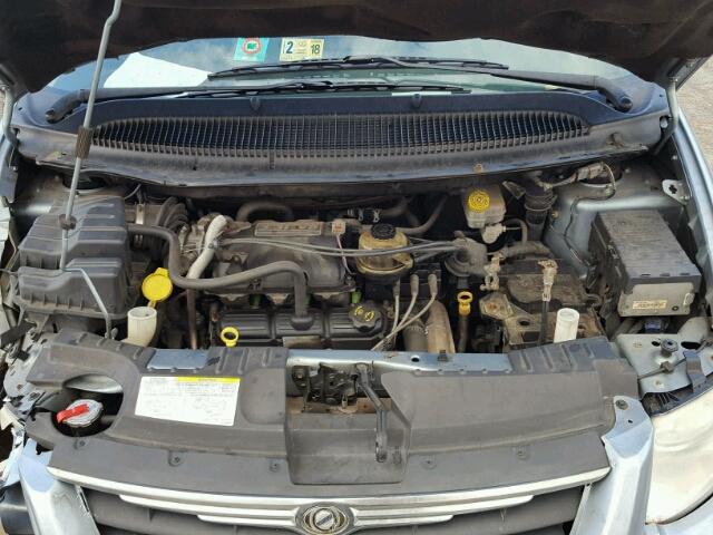 2C4GP44R65R510053 - 2005 CHRYSLER TOWN & COU BLUE photo 7