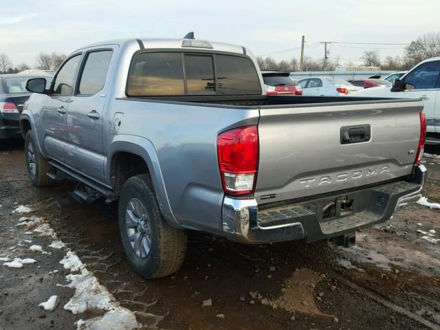 5TFAZ5CN8HX026718 - 2017 TOYOTA TACOMA DOU GRAY photo 3