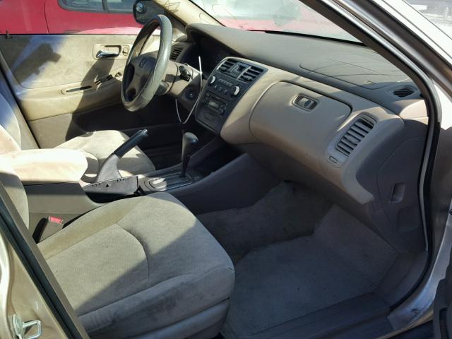 1HGCG56481A044180 - 2001 HONDA ACCORD LX TAN photo 5