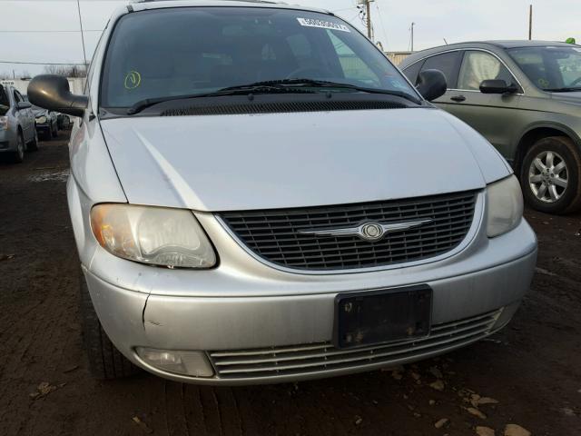 2C8GP64L34R509978 - 2004 CHRYSLER TOWN & COU Gümüş foto 9