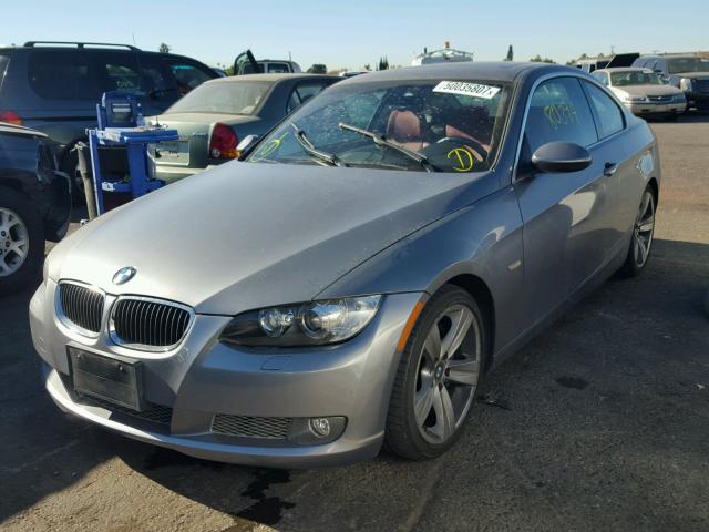 WBAWB735X8P042115 - 2008 BMW 335 I GRAY photo 2
