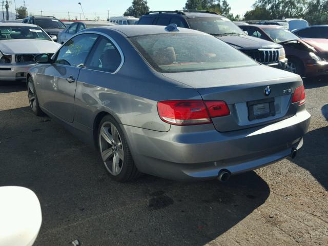 WBAWB735X8P042115 - 2008 BMW 335 I GRAY photo 3