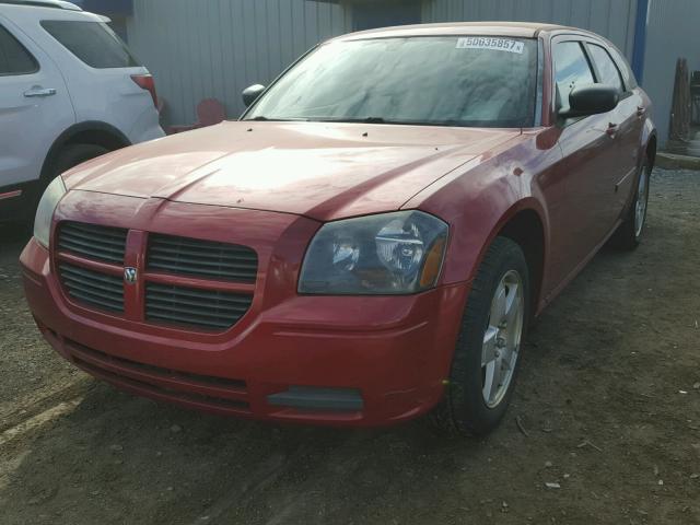 2D4GZ48V35H557695 - 2005 DODGE MAGNUM SXT RED photo 2