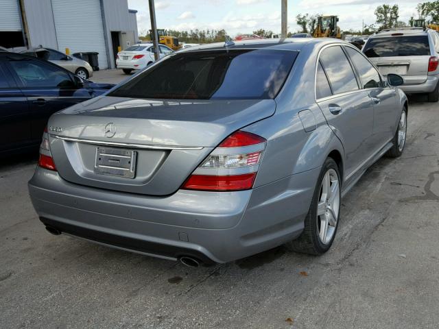 WDDNG71X17A116212 - 2007 MERCEDES-BENZ S 550 GRAY photo 4