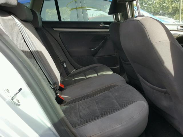 3VWKM71K99M257820 - 2009 VOLKSWAGEN JETTA S 银色 照片 6