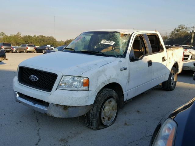 1FTPW12585FA31335 - 2005 FORD F150 SUPER WHITE photo 2