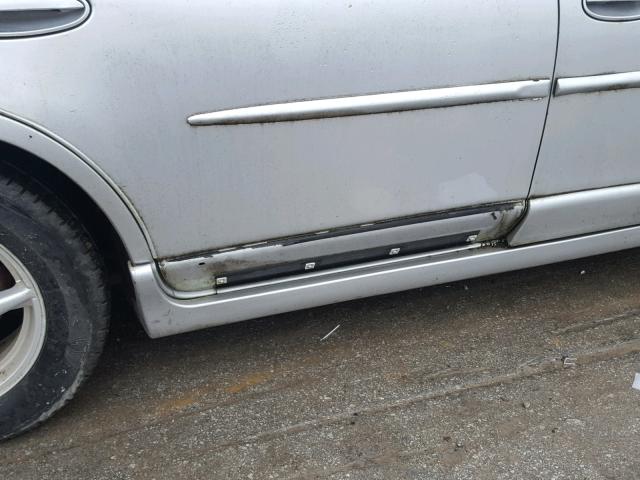 1G2WP52K13F139853 - 2003 PONTIAC GRAND PRIX SILVER photo 9