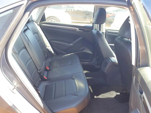 1VWDT7A32HC056412 - 2017 VOLKSWAGEN PASSAT R-L GRAY photo 6