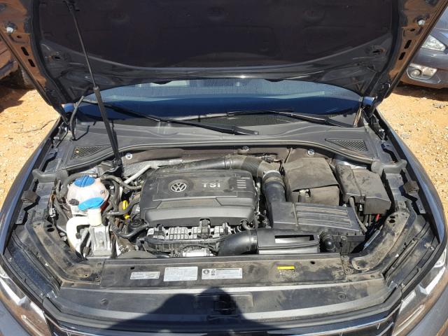 1VWDT7A32HC056412 - 2017 VOLKSWAGEN PASSAT R-L GRAY photo 7