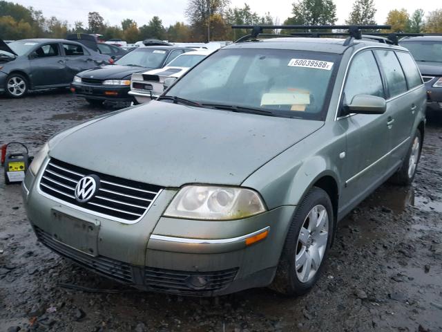 WVWYH63B63E176781 - 2003 VOLKSWAGEN PASSAT GLX GREEN photo 2