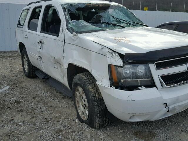 1GNSKBEQ7BR298026 - 2011 CHEVROLET TAHOE K150 WHITE photo 9