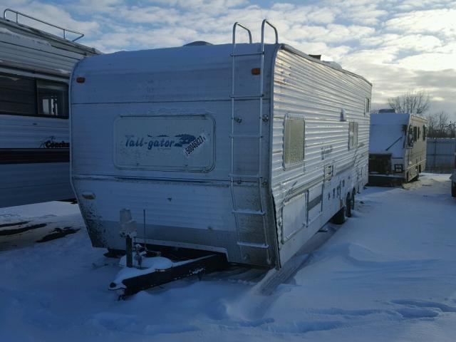 4YDT2782521203739 - 2002 TAIL TRAILER WHITE photo 2