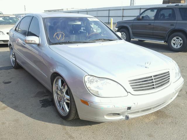 WDBNG75J0YA066273 - 2000 MERCEDES-BENZ S 500 SILVER photo 1