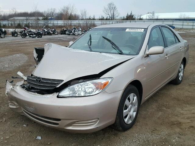 4T1BE32K84U898335 - 2004 TOYOTA CAMRY LE TAN photo 2