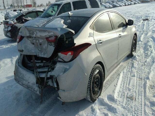 5NPDH4AE0EH509284 - 2014 HYUNDAI ELANTRA SE SILVER photo 4