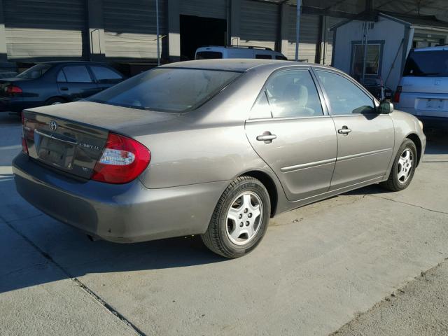 4T1BF30K03U545490 - 2003 TOYOTA CAMRY LE გრაფიტი ფოტო 4