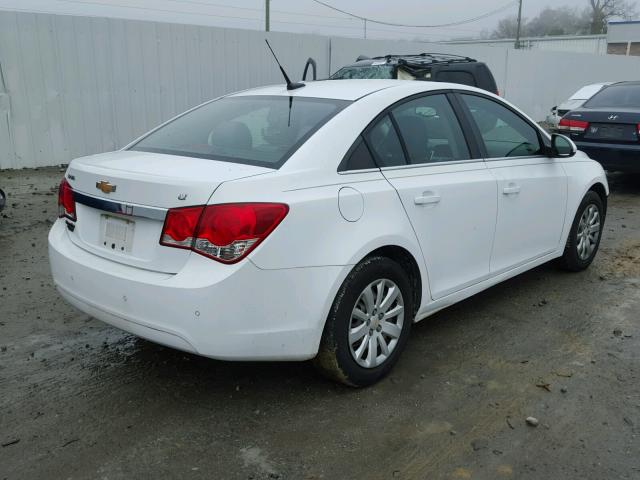 1G1PF5S91B7309114 - 2011 CHEVROLET CRUZE LT WHITE photo 4