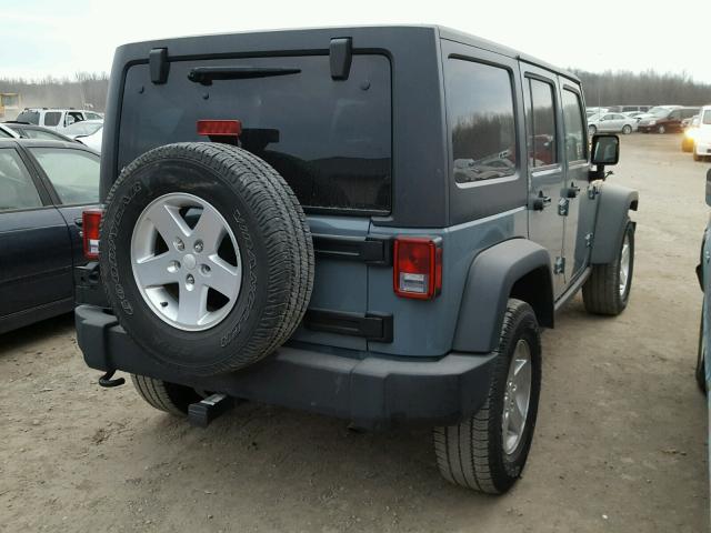 1C4BJWDG3FL774184 - 2015 JEEP WRANGLER U GRAY photo 4