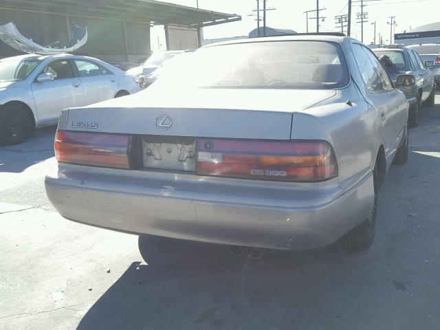 JT8VK13T7N0070872 - 1992 LEXUS ES 300 TWO TONE photo 4