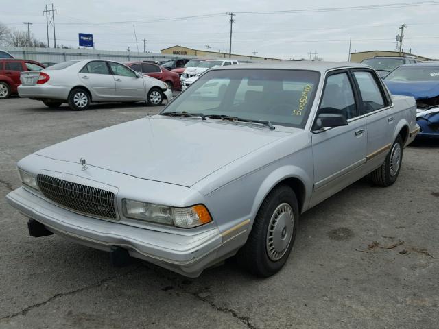 1G4AG55N0P6490993 - 1993 BUICK CENTURY SP SILVER photo 2