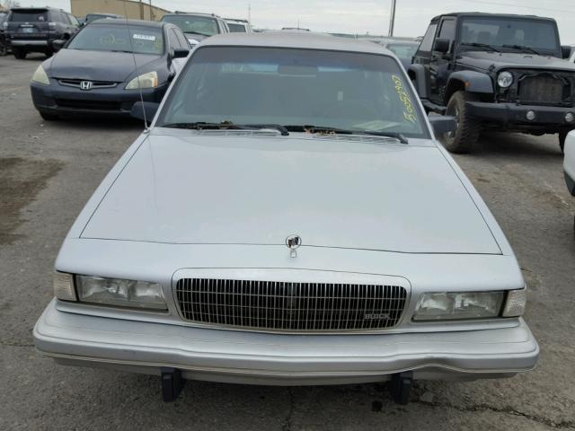 1G4AG55N0P6490993 - 1993 BUICK CENTURY SP SILVER photo 9