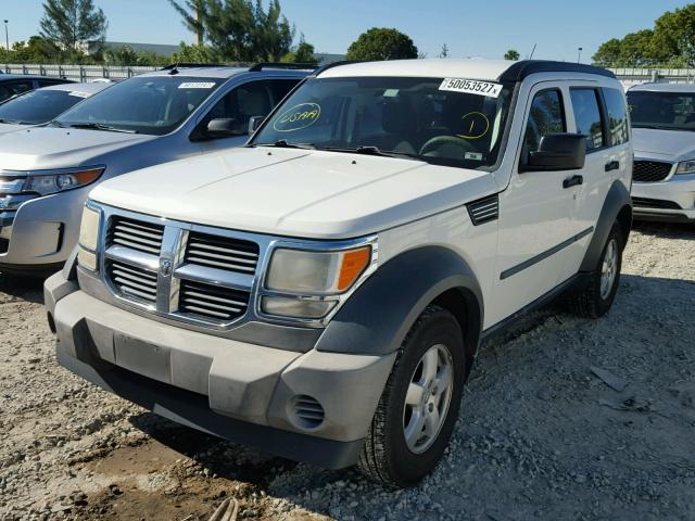 1D8GT28K68W116384 - 2008 DODGE NITRO SXT WHITE photo 2