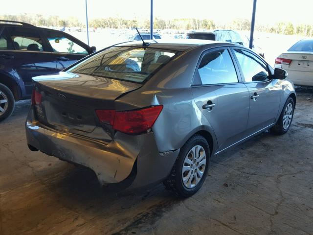 KNAFU4A22A5850008 - 2010 KIA FORTE EX GRAY photo 4