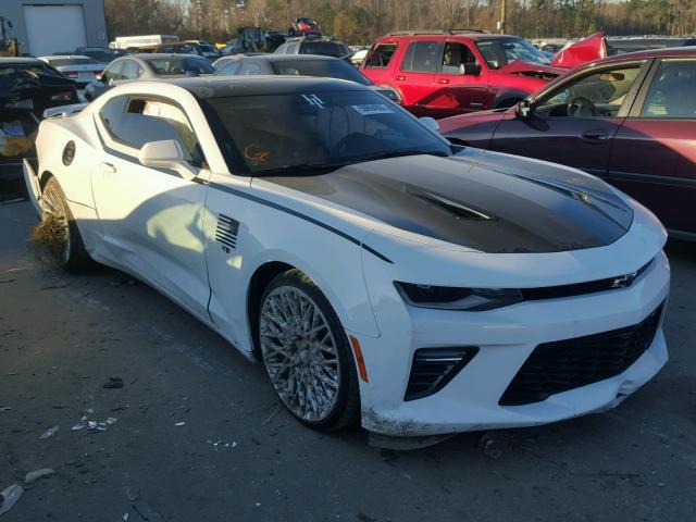 1G1FG1R7XG0152608 - 2016 CHEVROLET CAMARO SS WHITE photo 1