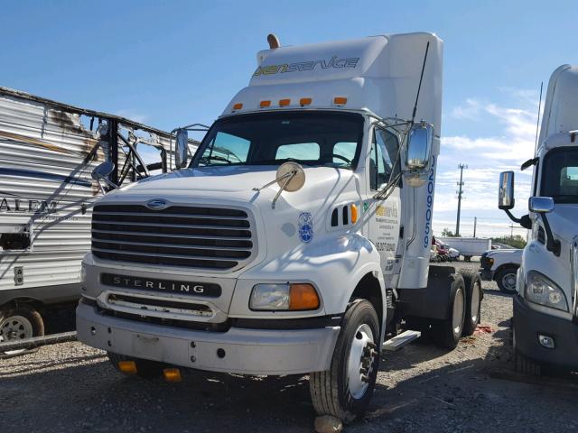 2FWJA3CV89AAL6159 - 2009 STERLING TRUCK A 9500 WHITE photo 2