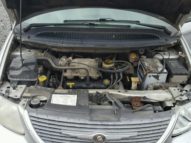 2C8GP64L31R141958 - 2001 CHRYSLER TOWN & COU SILVER photo 7