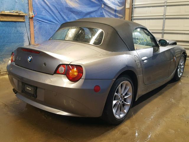 4USBT33444LR67001 - 2004 BMW Z4 2.5 GRAY photo 4