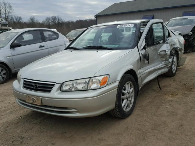 4T1BF28K31U116226 - 2001 TOYOTA CAMRY LE SILVER photo 2