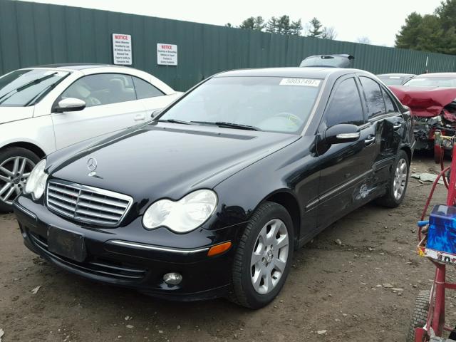 WDBRF81J55F665846 - 2005 MERCEDES-BENZ C 240 4MAT BLACK photo 2