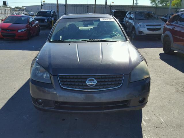 1N4AL11D25C295388 - 2005 NISSAN ALTIMA S GRAY photo 9