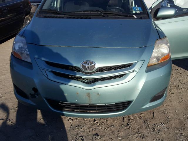 JTDBT923581214631 - 2008 TOYOTA YARIS TEAL photo 7