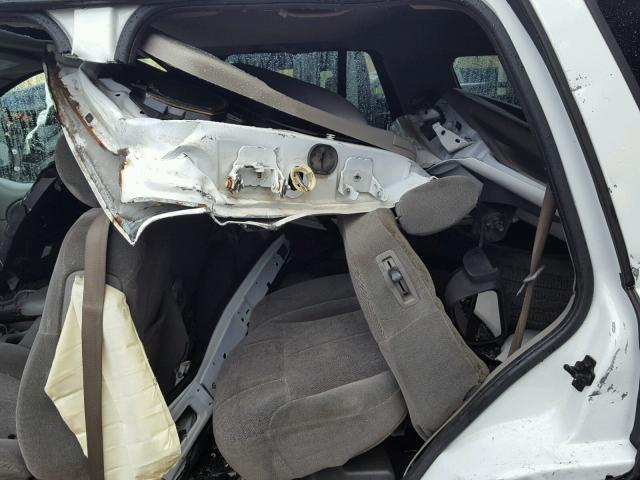 1GNDT13S022518605 - 2002 CHEVROLET TRAILBLAZE WHITE photo 6